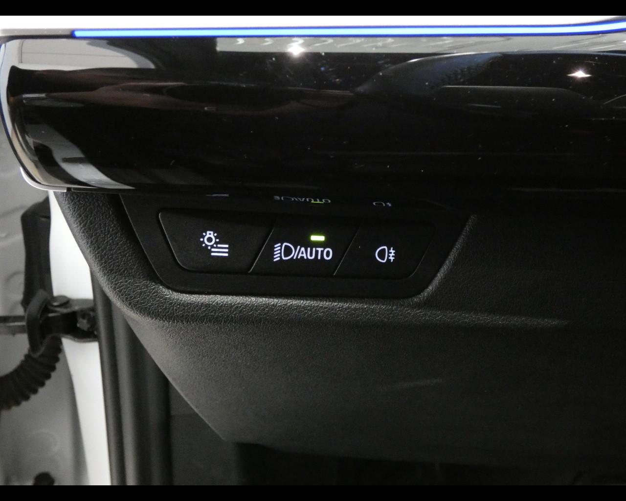 BMW X1 (U11) - X1 sDrive 18d xLine