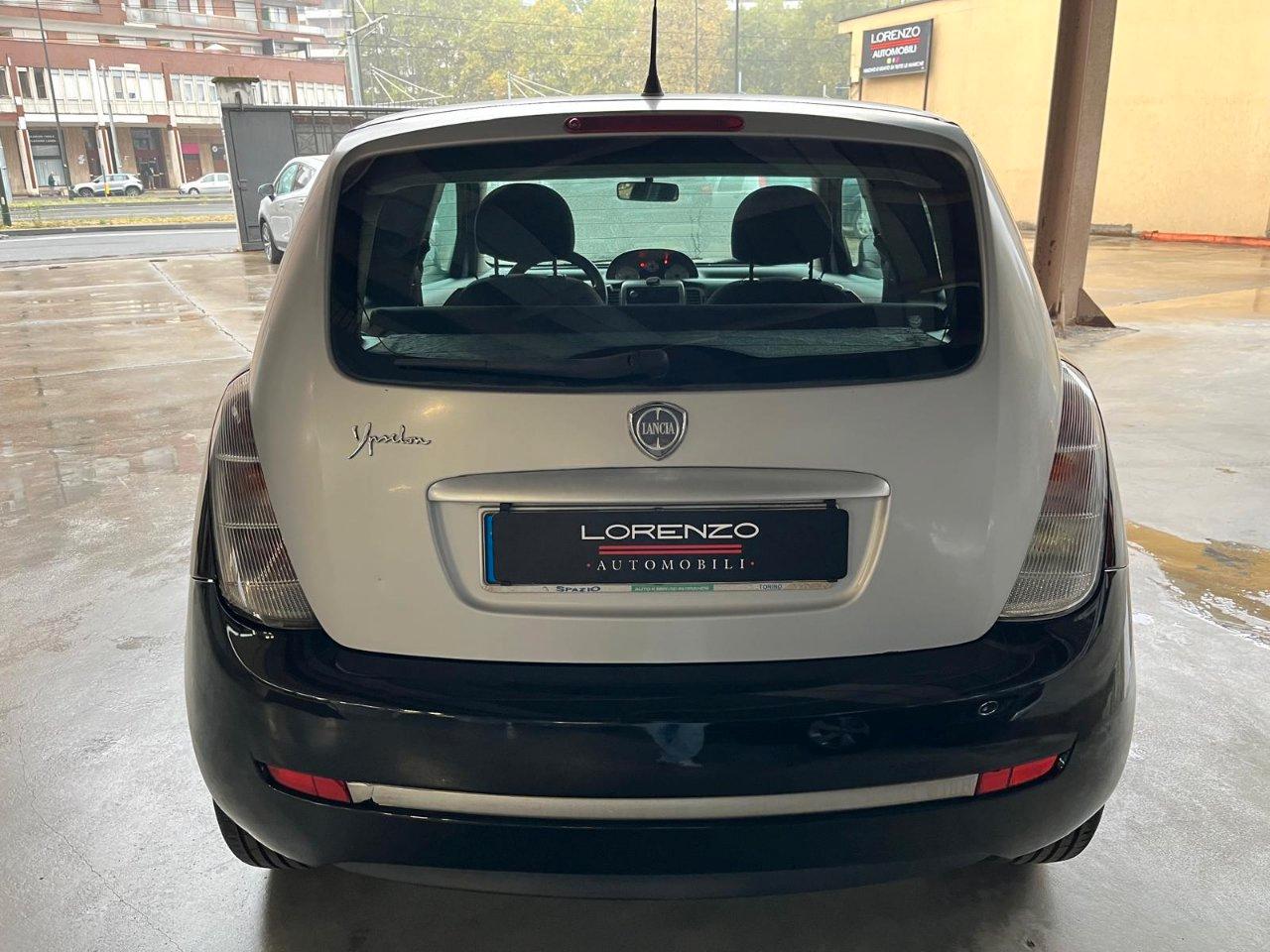 Lancia Ypsilon 3 Porte Ypsilon 1.2 8v Argento