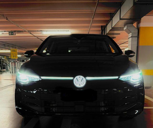 VOLKSWAGEN Golf 8.5 1.5 eTSI 115 CV DSG Life PERMUTE GAR.VW 2028