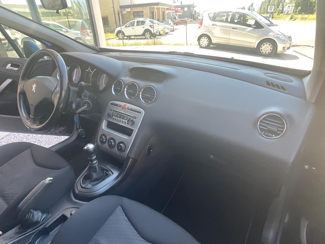 Peugeot 308 1.6 HDi 110CV SW Ciel Premium