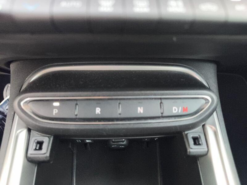 Jeep Avenger 1.2 turbo e-hybrid mhev Summit fwd 110cv edct6