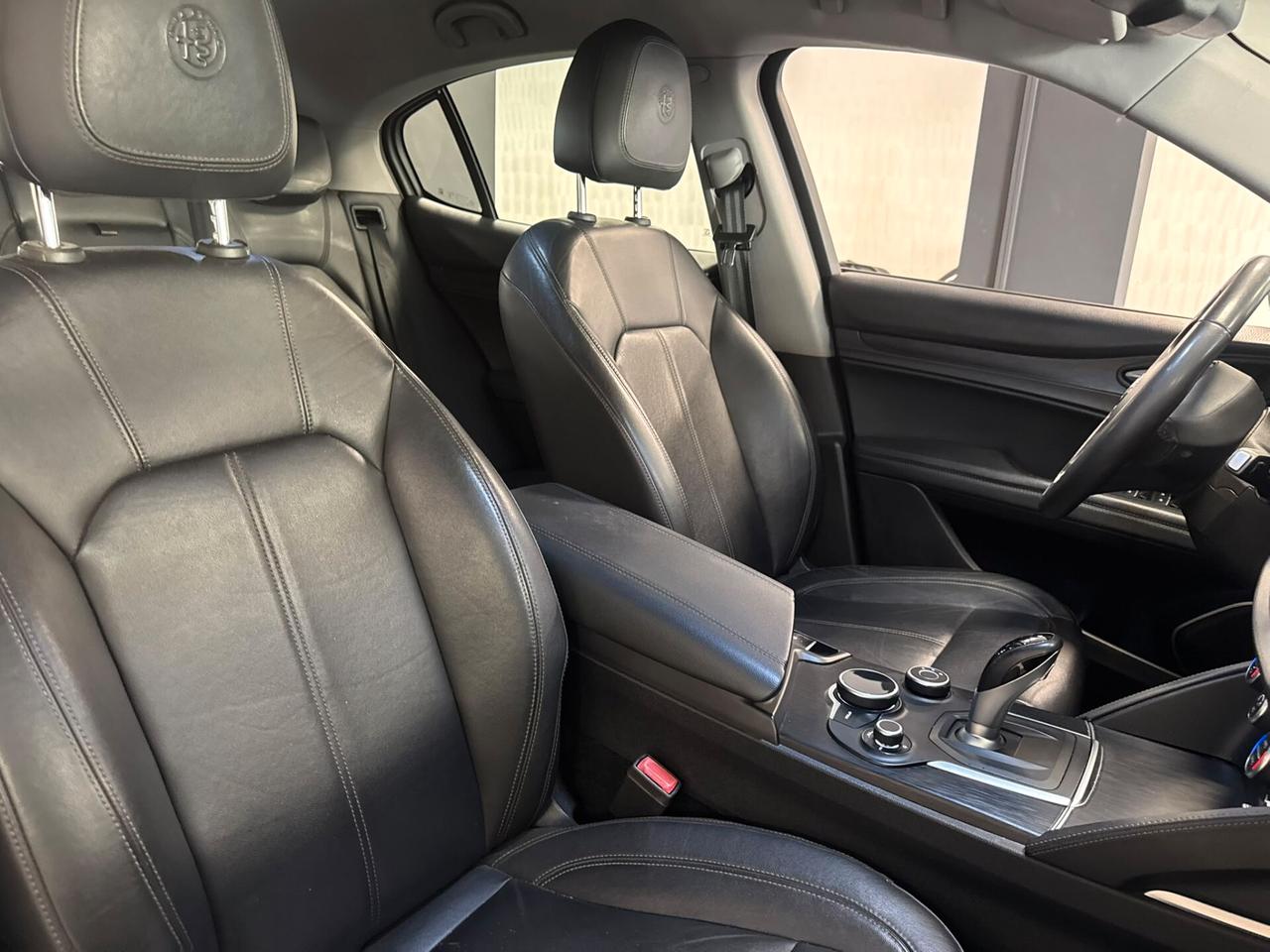 Alfa Romeo Stelvio 2.2 Turbodiesel 210 CV AT8 Q4 Executive