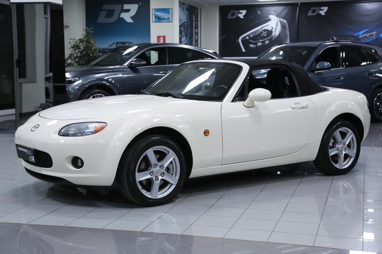 Mazda MX-5 Roadster Coupé 1.8L Wind