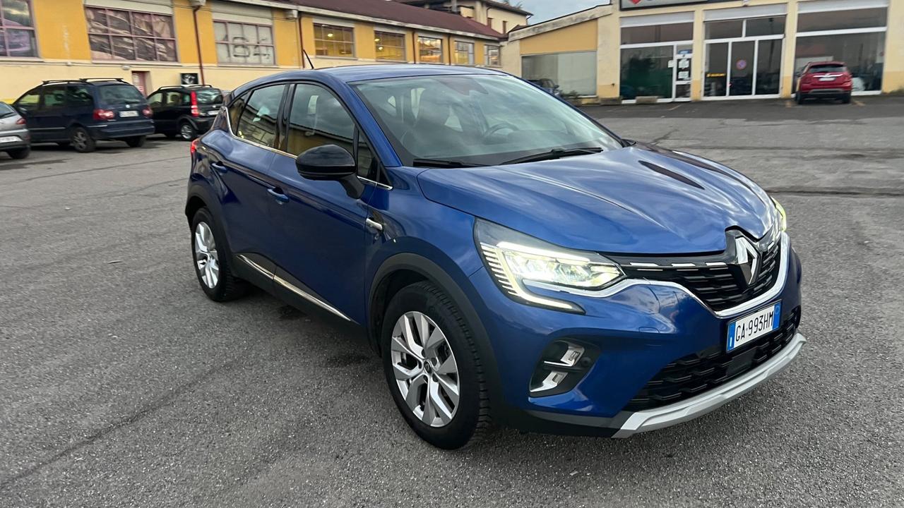 Renault Captur TCe 100 CV Intens