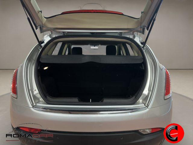 LANCIA Delta 1.6 MJT DPF Platino