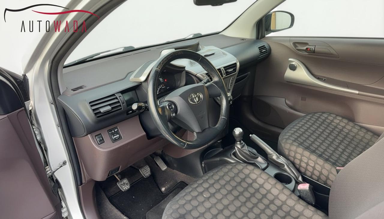 Toyota iQ 1.0 Sol