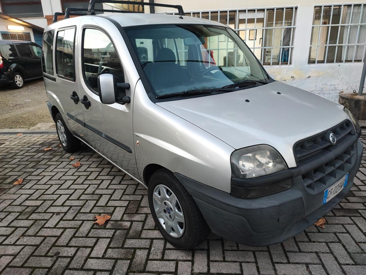 Fiat Doblo 1.9 JTD 5 posti