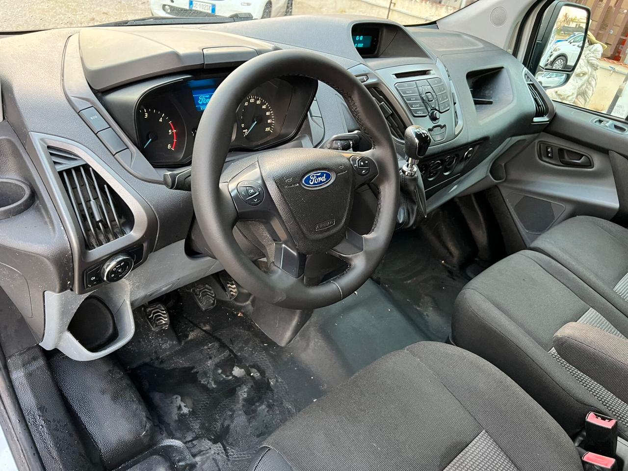 Ford Transit Custom 270 2.2 TDCi PC Furgone