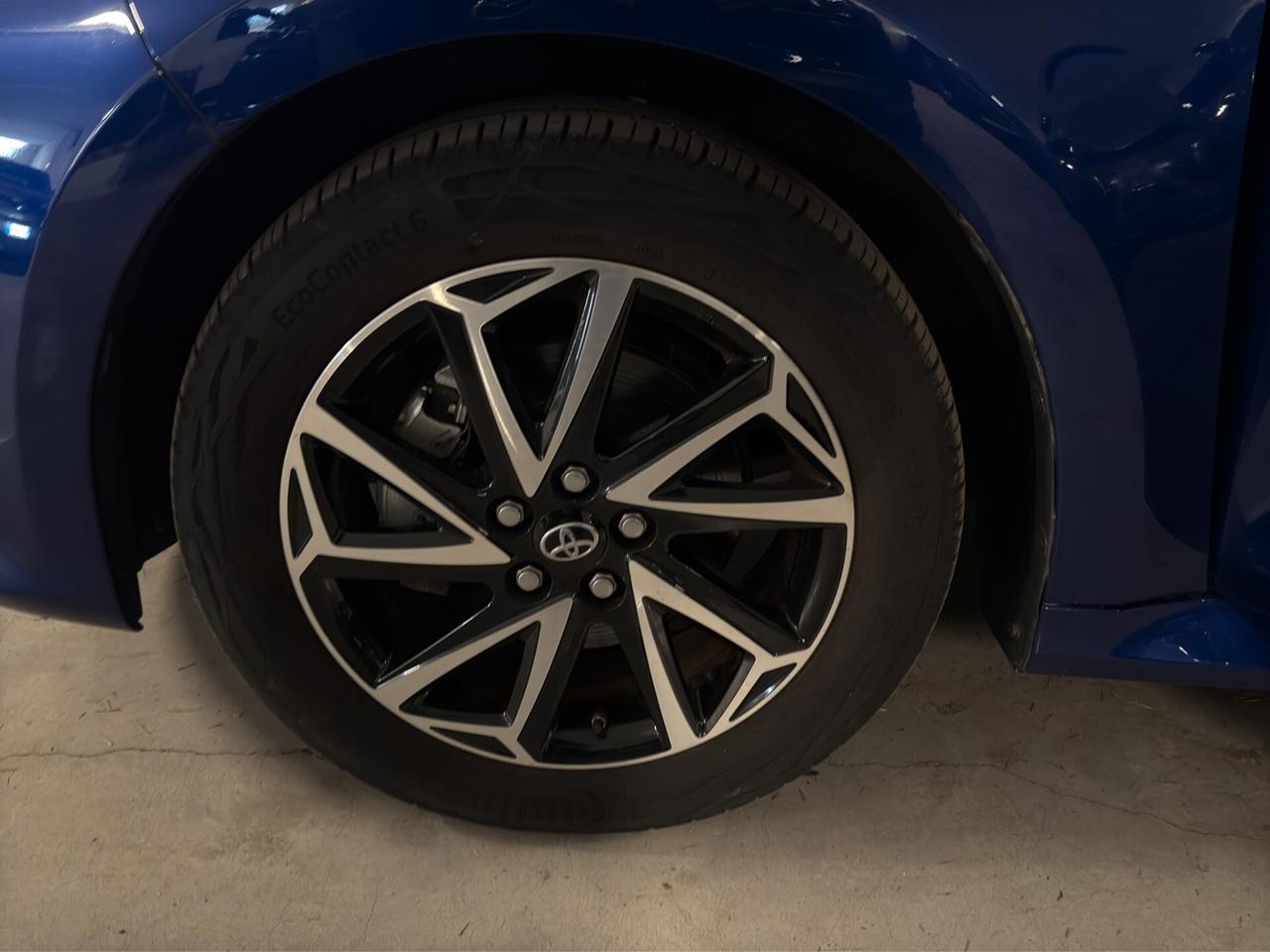 Toyota Yaris 1.5 Hybrid 5 porte Lounge