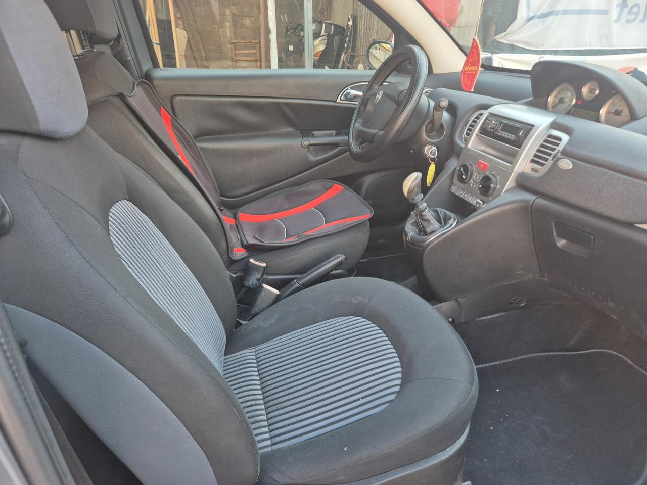 Lancia Ypsilon 1.2 benz accessoriata del 2009
