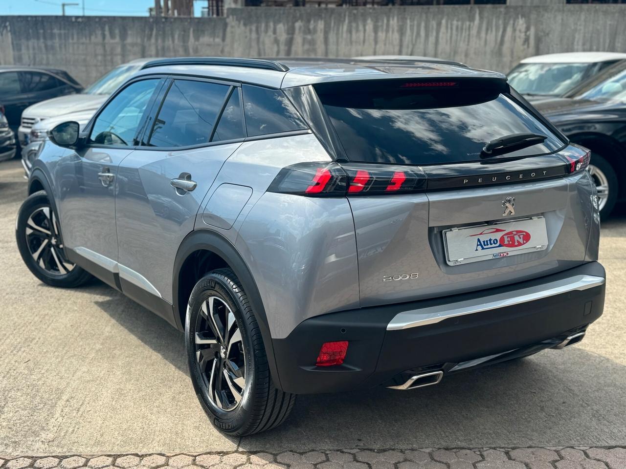 Peugeot 2008 PureTech 130 S&S EAT8 Allure