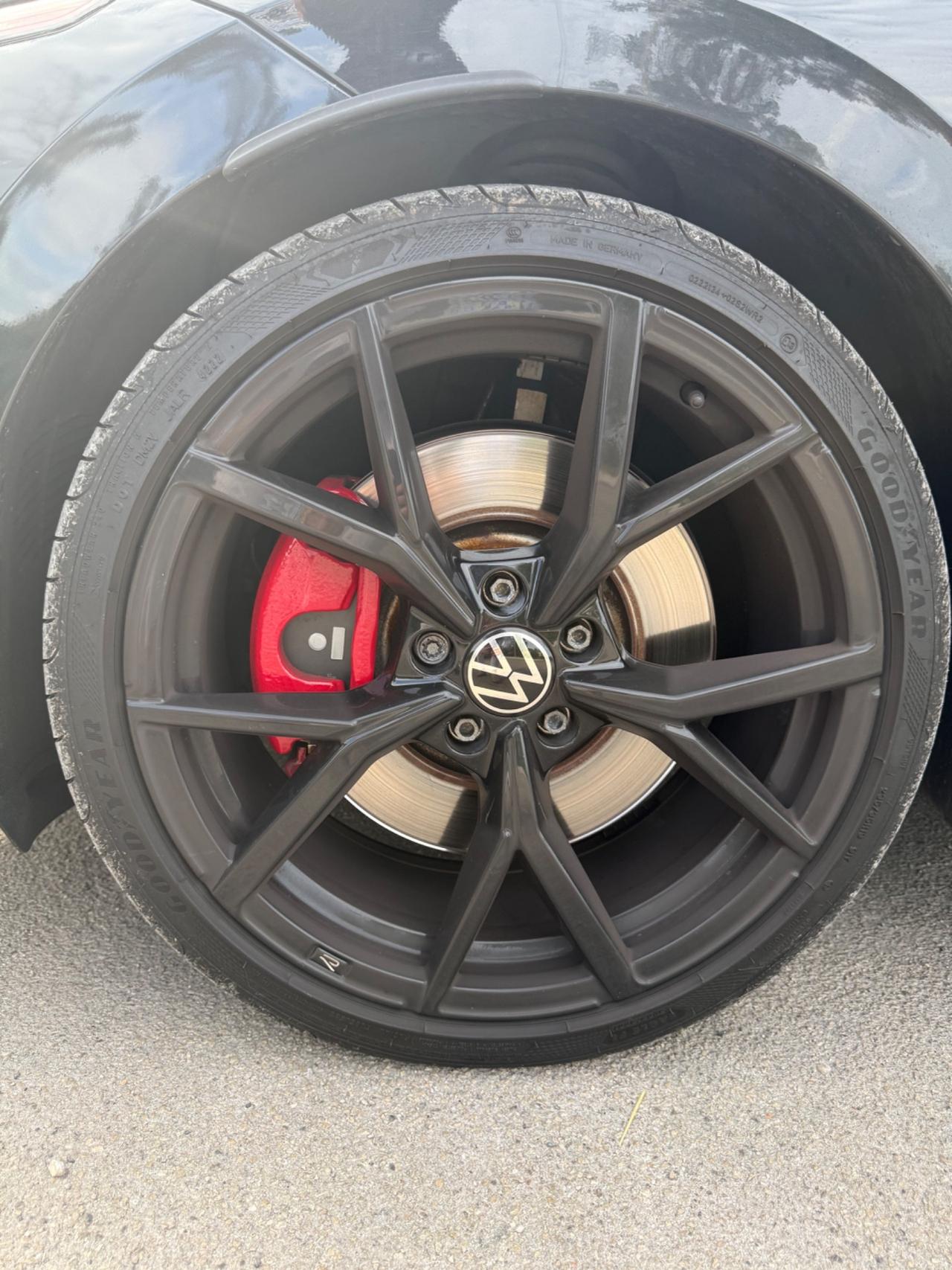 Volkswagen Golf GTI 2.0 TSI