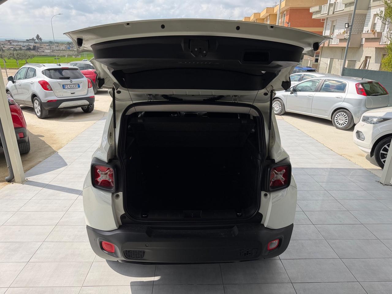 Jeep Renegade 1.6 Mjt DDCT 120 CV Limited