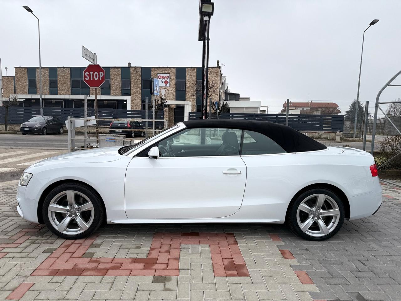 Audi A5 Cabrio 2.0 TDI 177 CV BIANCO PERLA.UNICO PROPRIETARIO