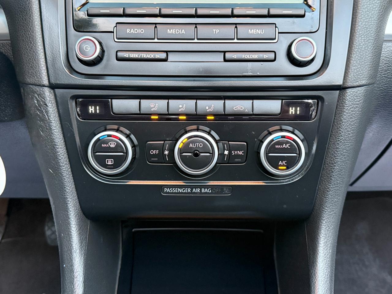 Volkswagen Golf CABRIO 1.6 TDI 105CV *LED - 2013