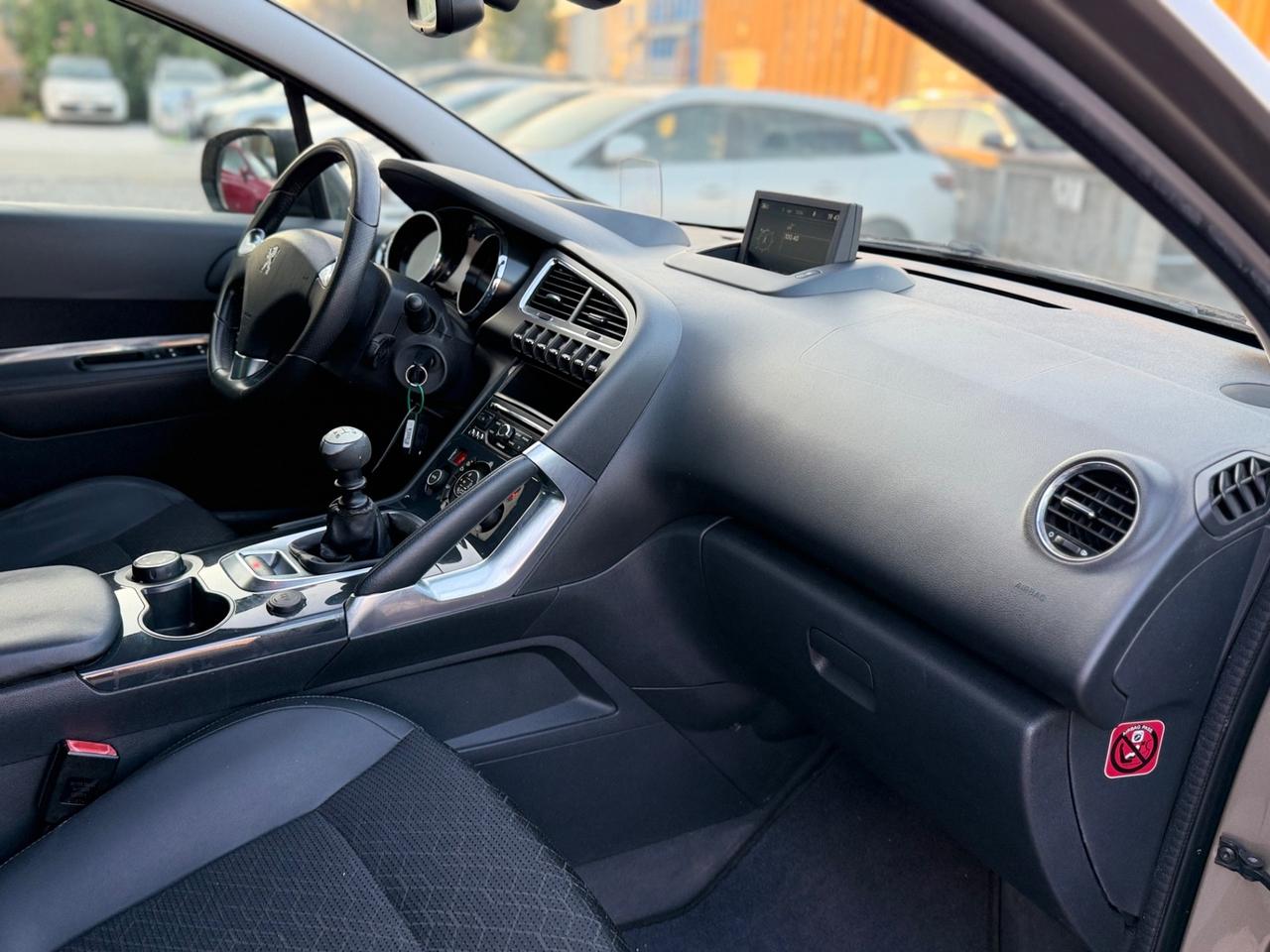 Peugeot 3008 BLUEHDI 120 SES CROSSWAY
