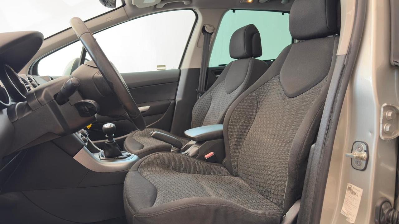 Peugeot 308 1.6 HDi 110CV SW Ciel Premium
