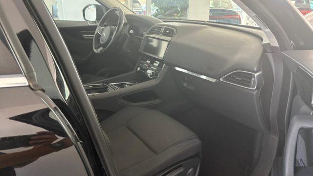 JAGUAR F-Pace 2.0 D 180 CV aut. Prestige