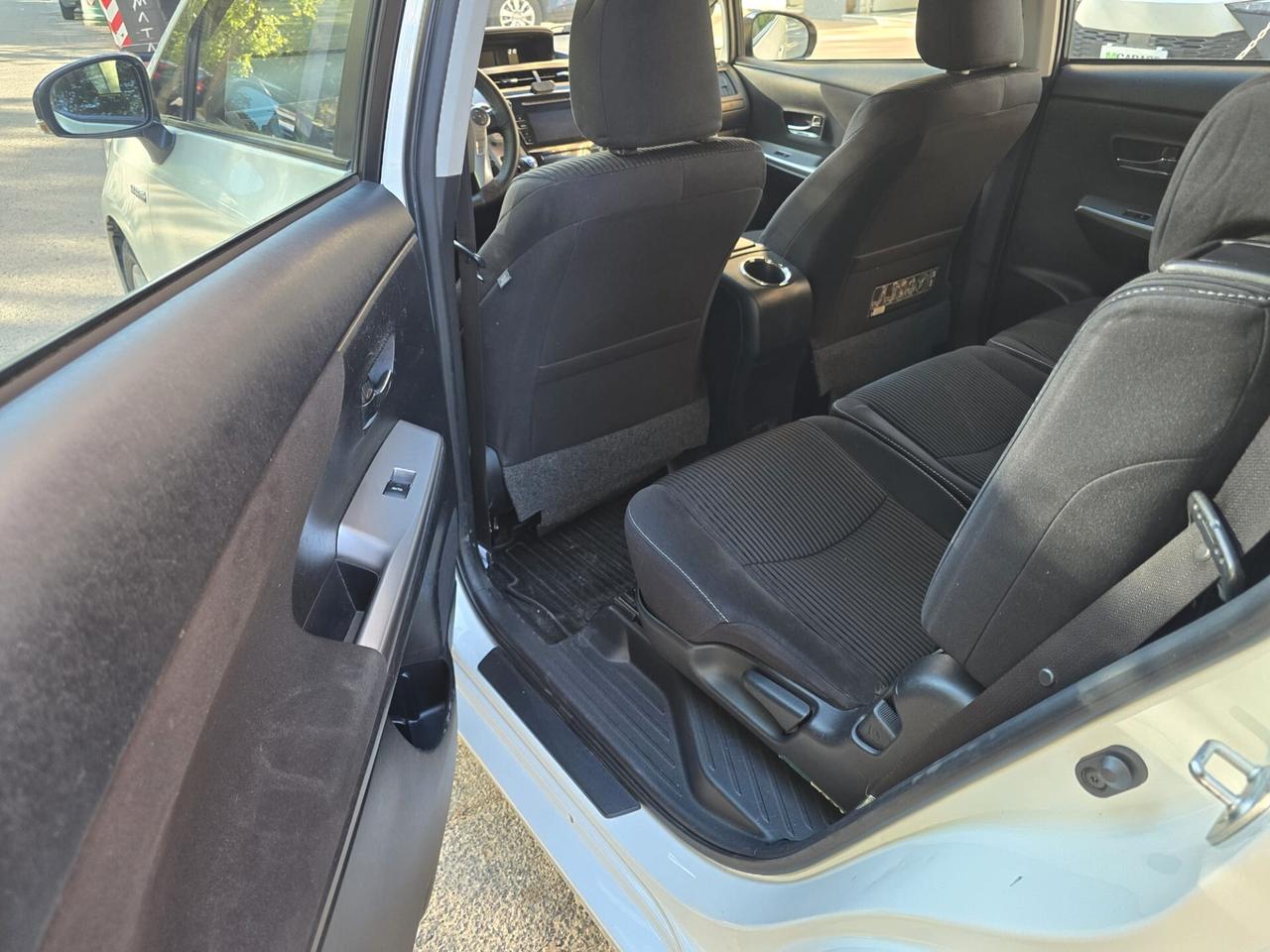 Toyota Prius Prius+ 1.8 Active