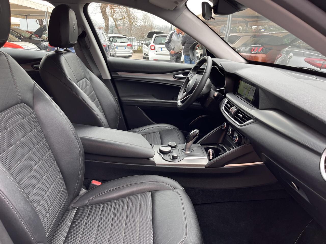 Alfa Romeo Stelvio 2.2 Turbodiesel 210 CV AT8 Q4