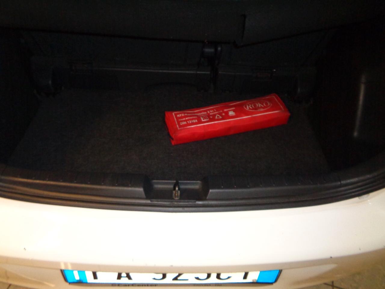 Toyota Yaris 1.0 5 porte Sol