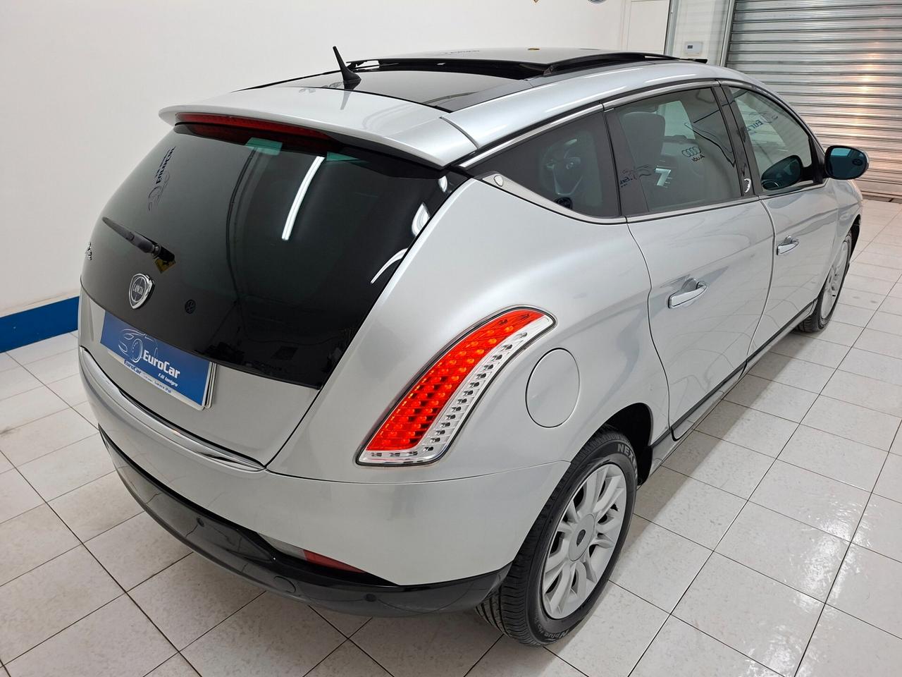 Lancia Delta Platino 1.6 Multijet 120cv