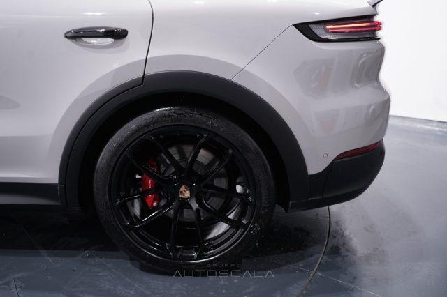 PORSCHE Cayenne Coupé 4.0 500cv GTS
