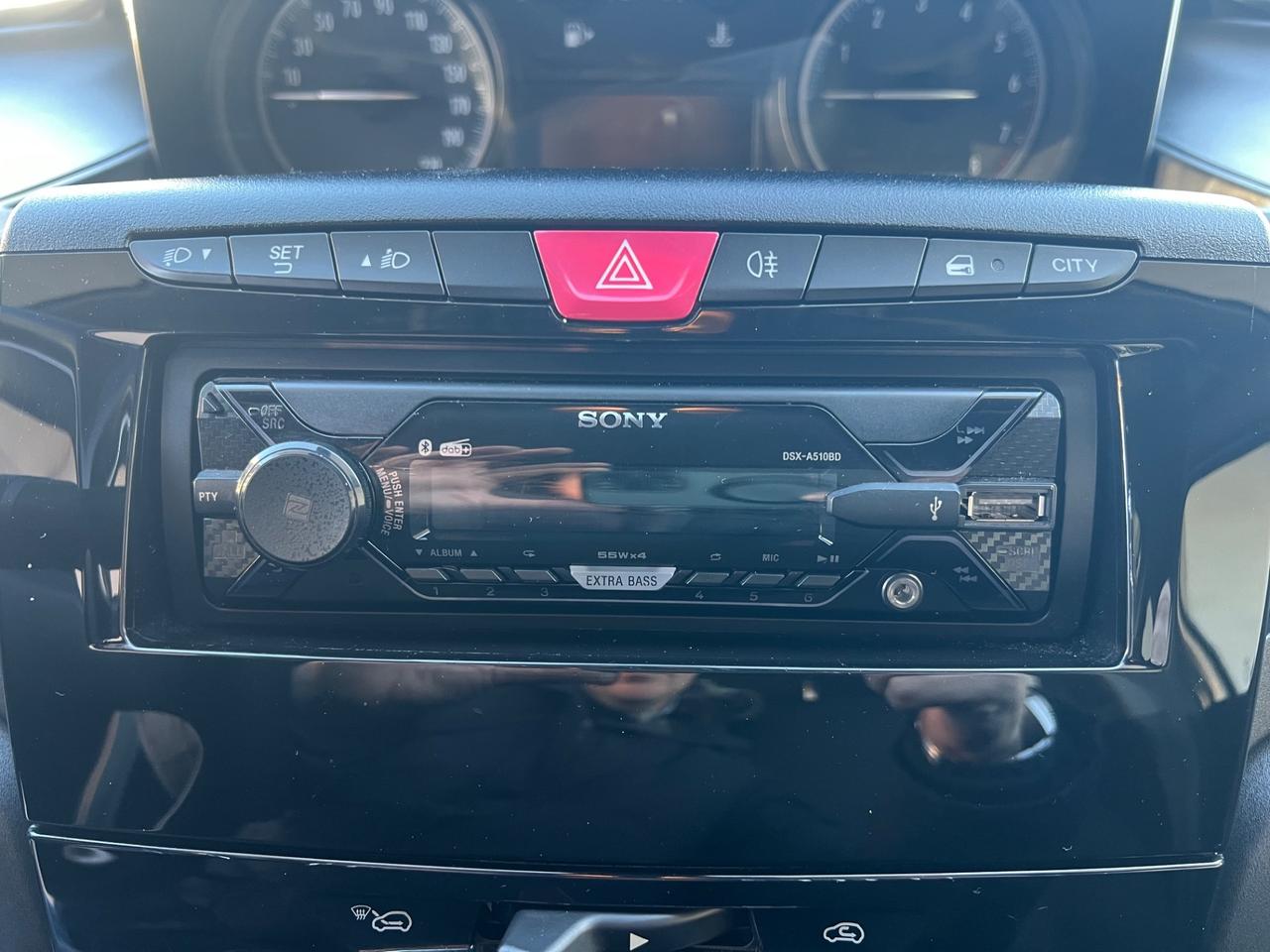 Lancia Ypsilon 1.2 69 CV 5 porte Silver