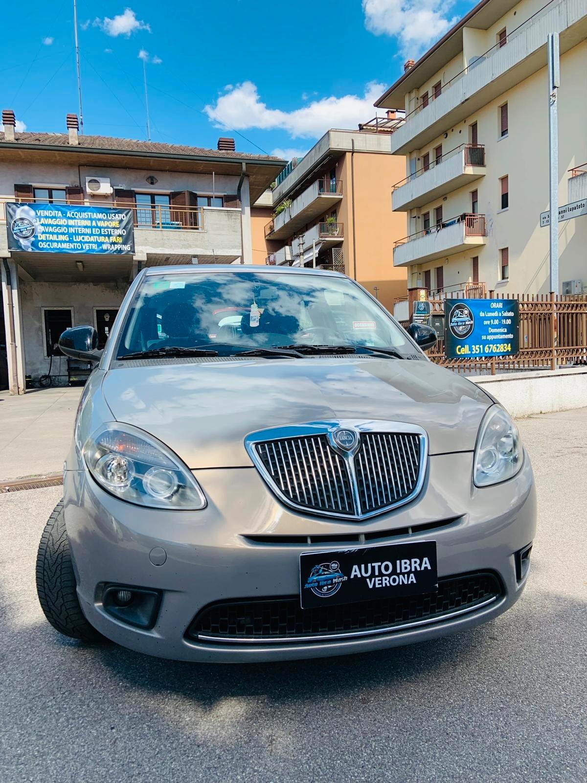 Lancia Ypsilon 1.2 69 CV Platinum