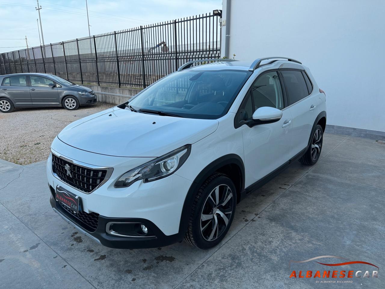 Peugeot 2008 BlueHDi 120 S&S Allure