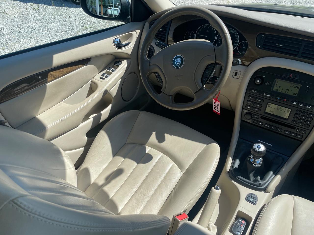 Jaguar X-Type 2 litri V6 24V cat Executive