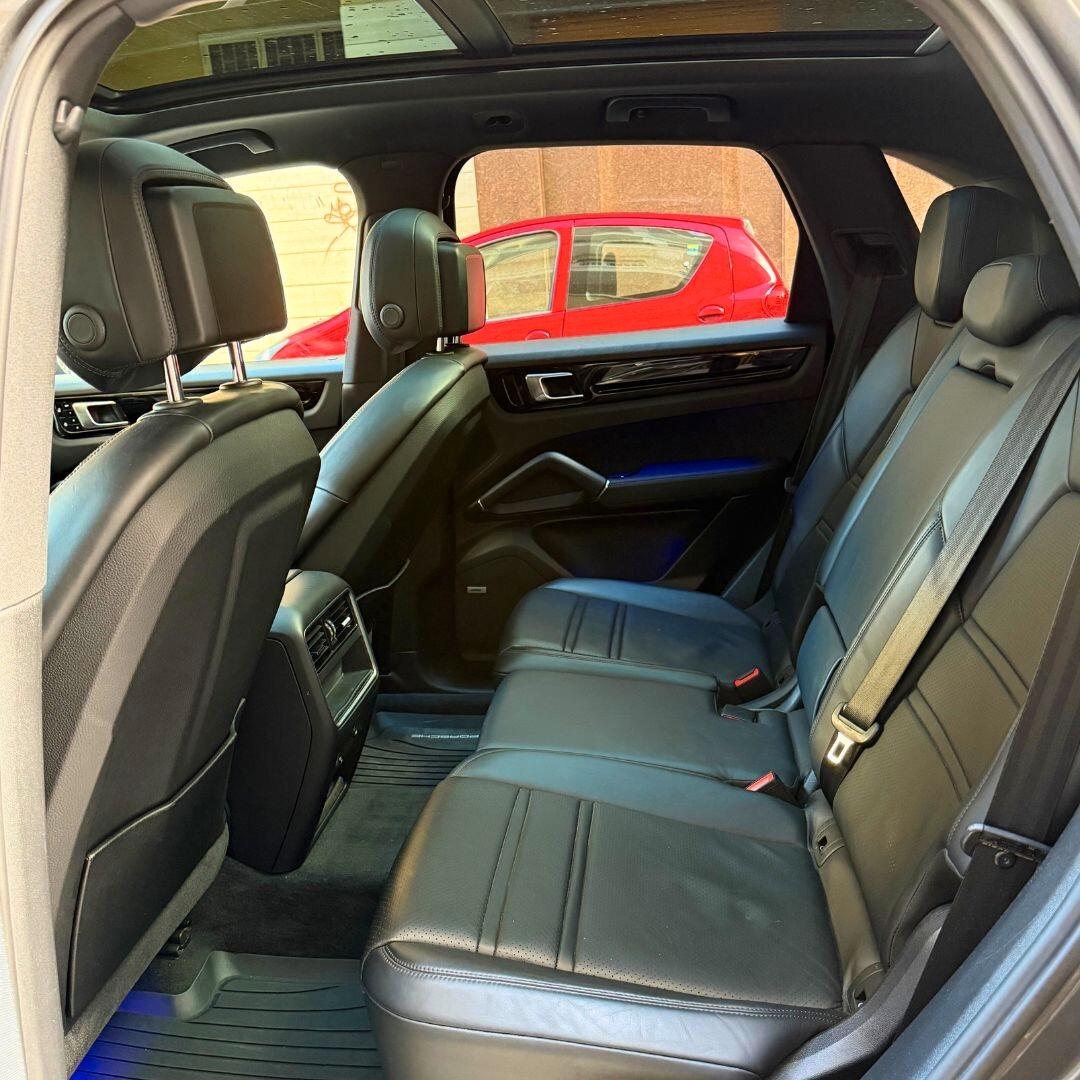 Porsche Cayenne 3.0 V6