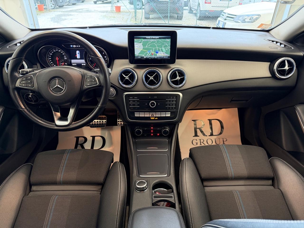 Mercedes-benz CLA 200d Auto Premium amg shooting brake