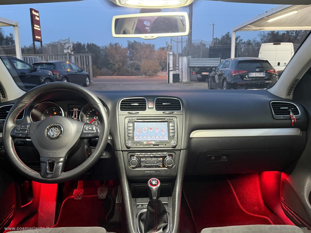 VOLKSWAGEN Golf 2.0 TDI 140 CV 5p. Highline