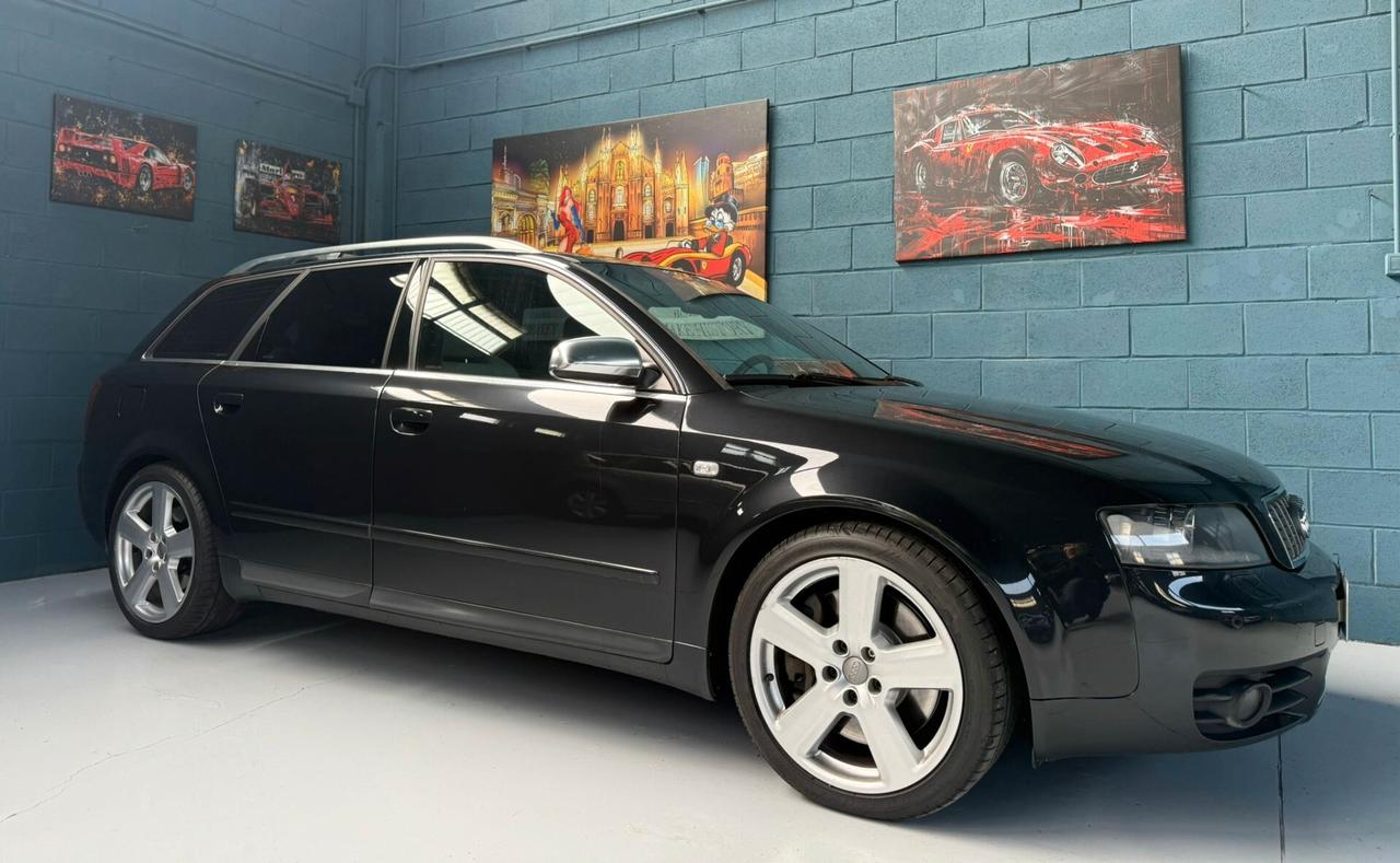 S4 4.2 V8 CRS ASI E SCARICO ABT - TETTO - RECARO CON CAMBIO MANUALE