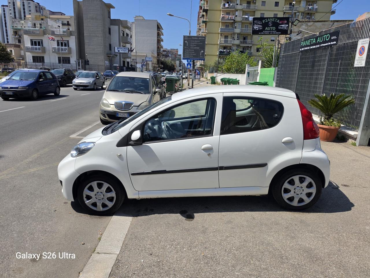 Peugeot 107 1.0 BENZINA - 5 PORTE - ANNO 2011