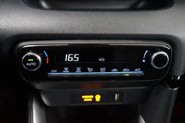 TOYOTA Yaris 1.5 Hybrid 5 porte Business