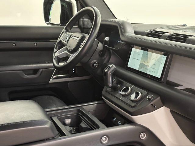 LAND ROVER Defender 110 3.0D I6 200 CV AWD Auto X-Dynamic SE AUTOCARRO