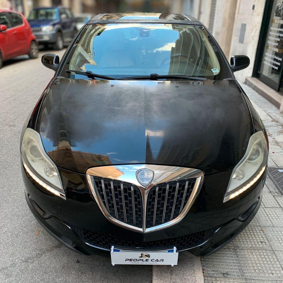 Lancia Delta 2.0 MJT DPF Platino **FULL**