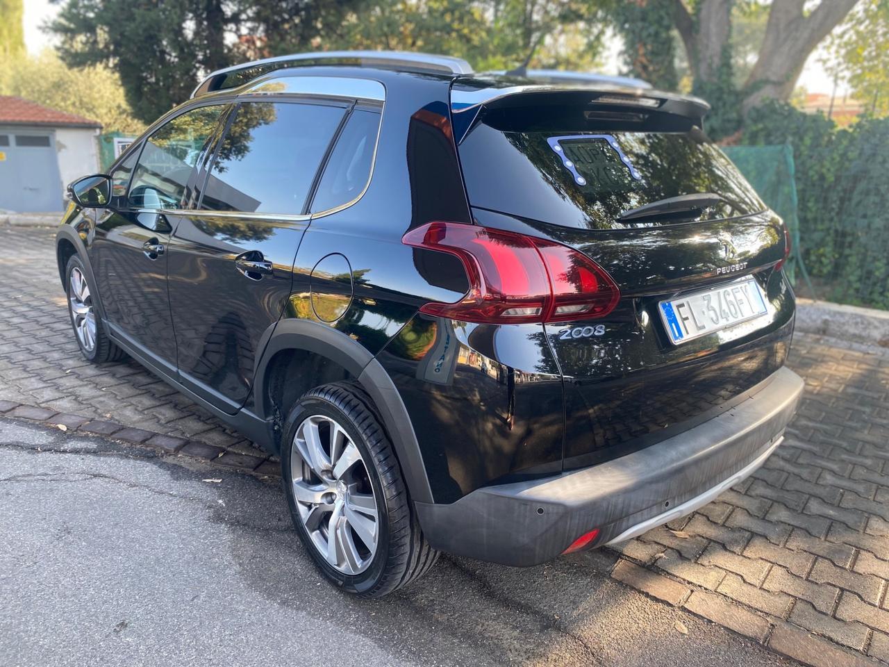 Peugeot 2008 BlueHDi 100 GT Line gomme nuove !