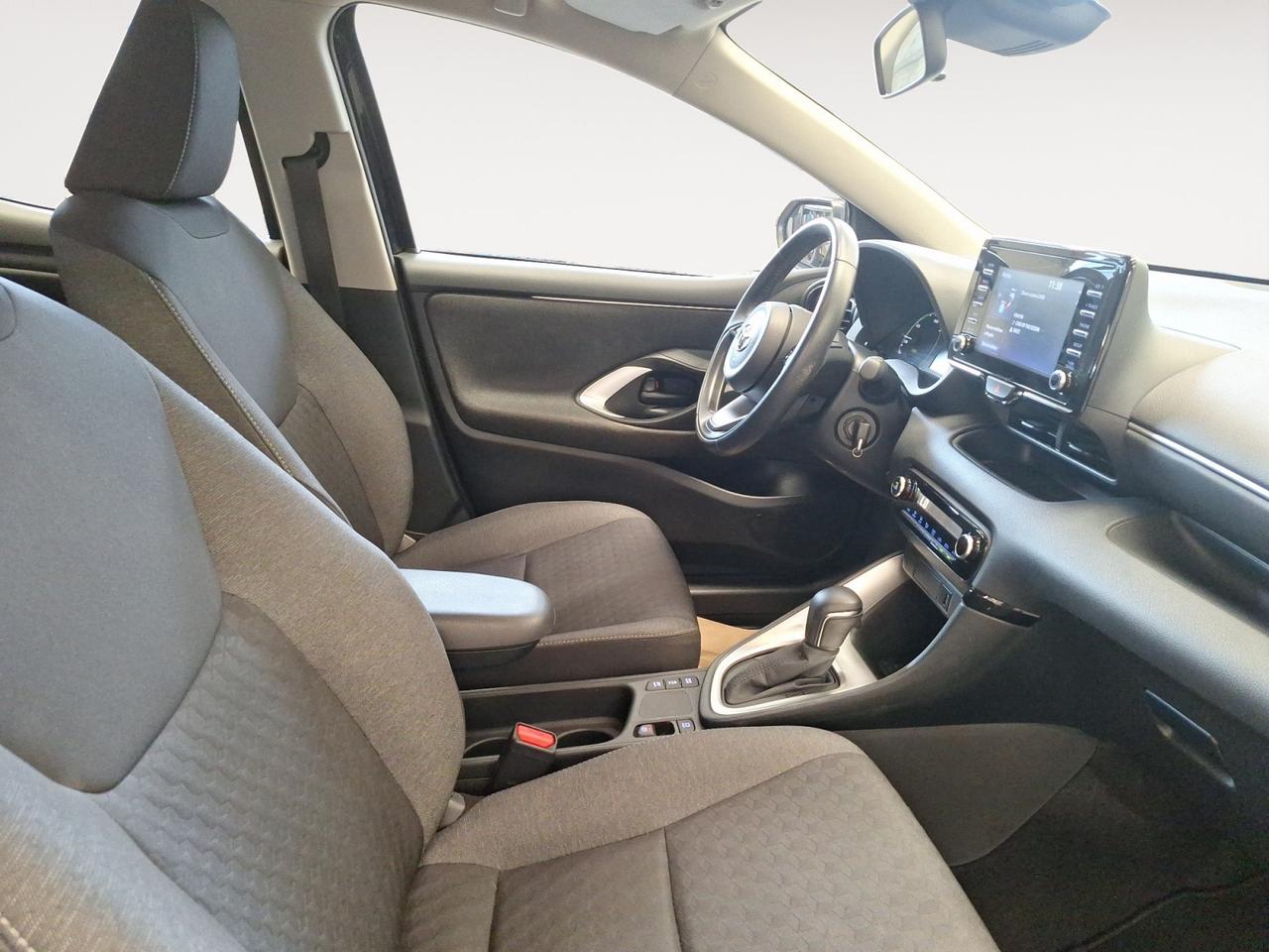 Toyota Yaris 1.5h Business
