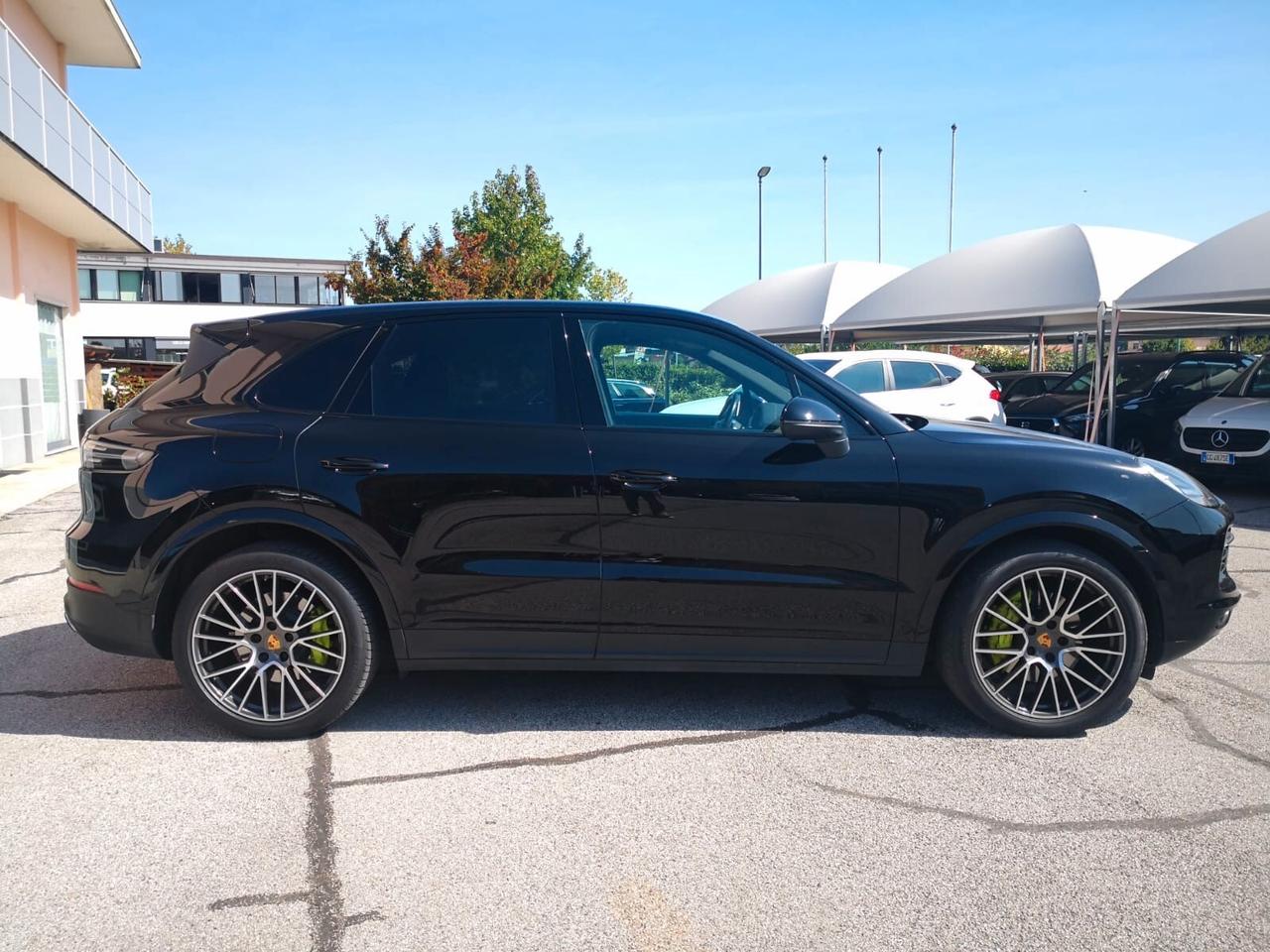 Porsche Cayenne 3.0 V6 E-Hybrid ***CONTOVENDITA - SU APPUNTAMENTO***