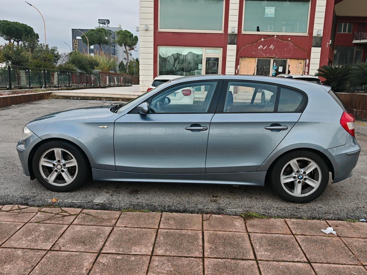 Bmw 118D 5P 122CV M47. ,OK NEOPATENTATI MAI INCIDENTATA .