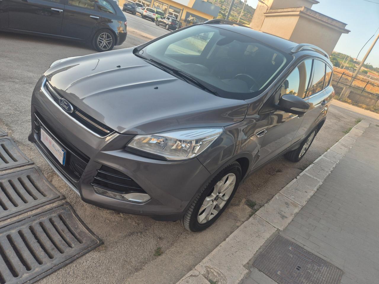 FORD KUGA ANNO 2014 2.0 TDCI 140 CV TITANIUM KM CERTIF
