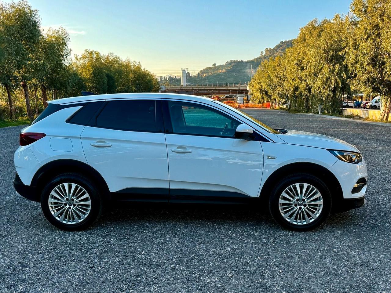 OPEL GRANDLAND X 1.5 CDI ECOTEC INNOVATION