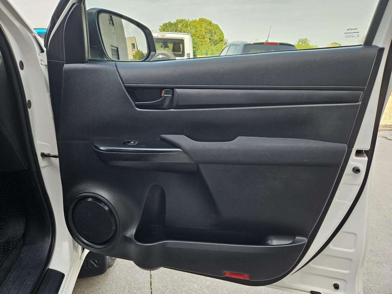Toyota Hilux 2.4 D-4D 4WD 4 porte Double Cab N1