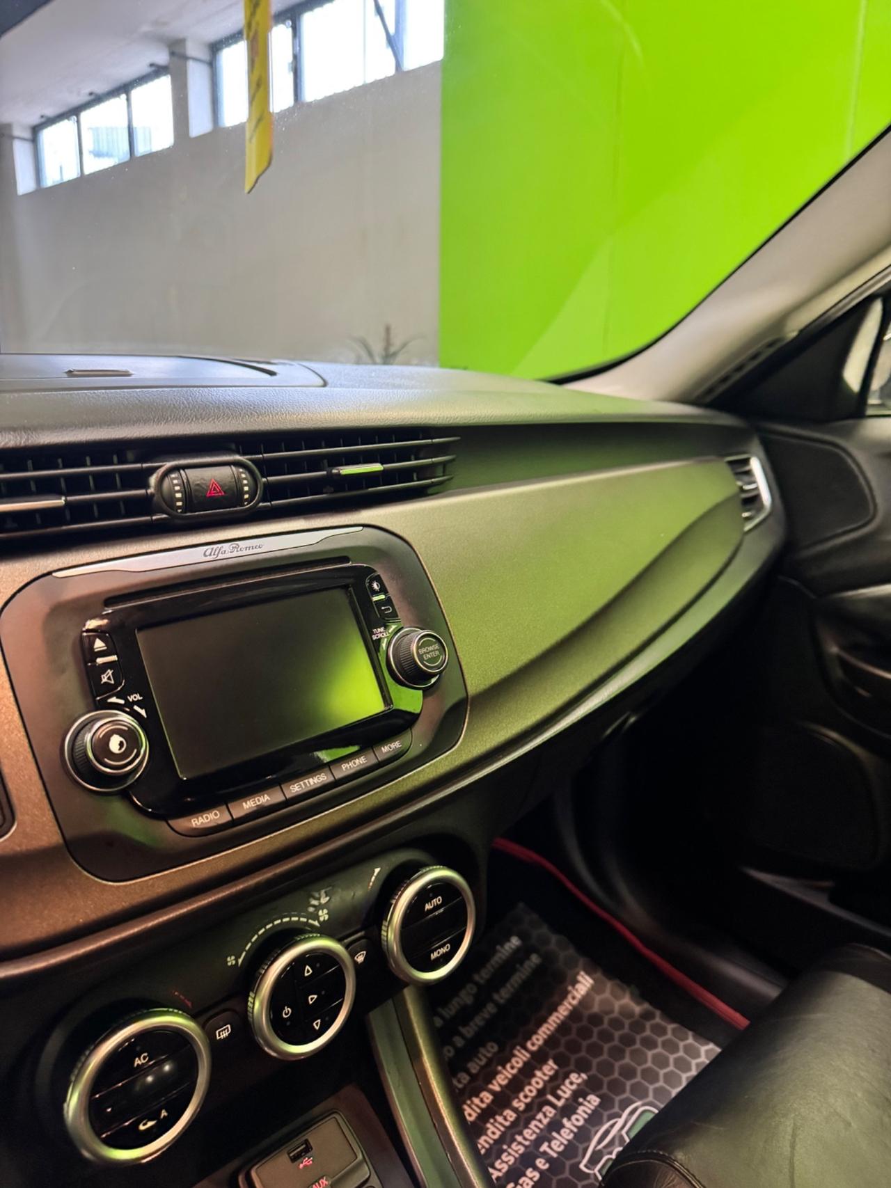 Alfa Romeo Giulietta 1.6 JTDm-2 105 CV Exclusive