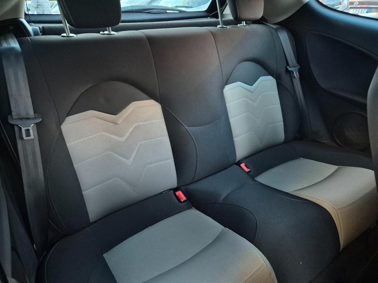 Alfa Romeo MiTo 1.3 JTDm 85 CV S&S Distinctive