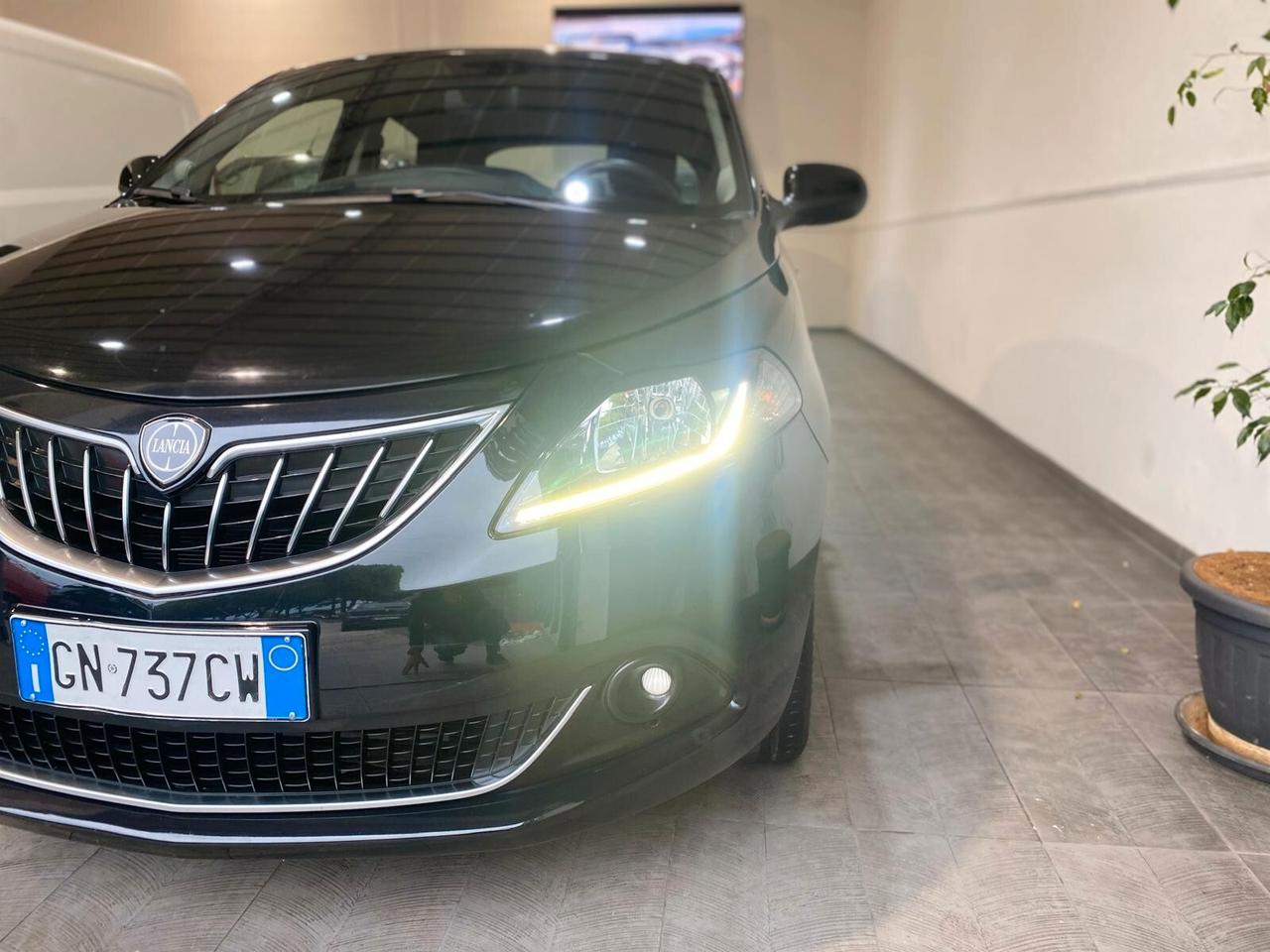 LANCIA YPSILON 1.0 FIREFLY 5 porte Hybrid *GOLD* 3/2023 57MILAKM