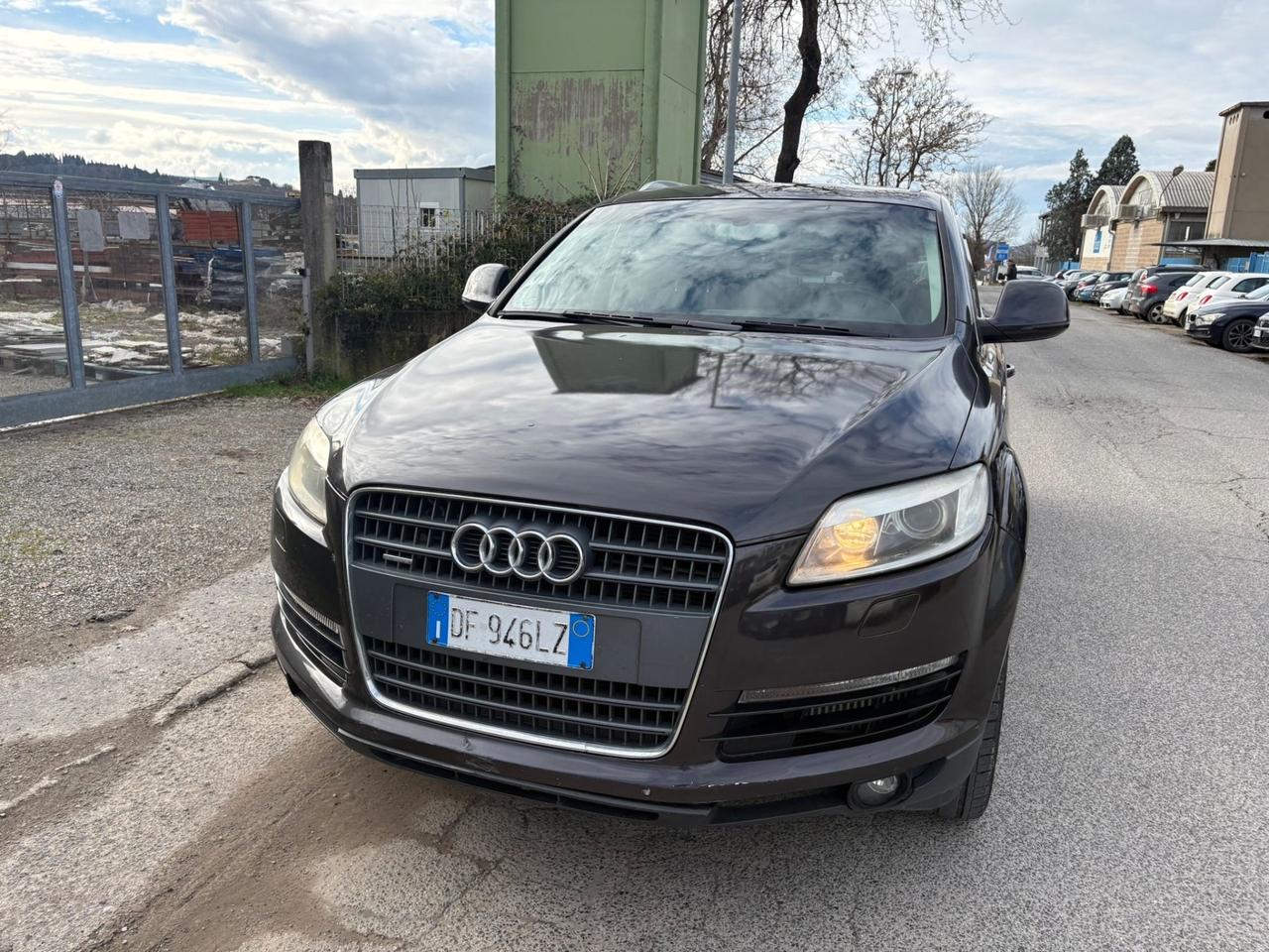 Audi Q7 3.0 V6 TDI 233CV quattro tiptronic 270.000 KM